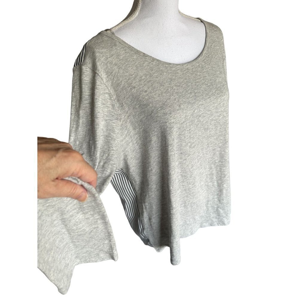 Vince Camuto Top Shirt Women XL Cotton Rayon Gray Front Blue White Stripes Back - Picture 4 of 10